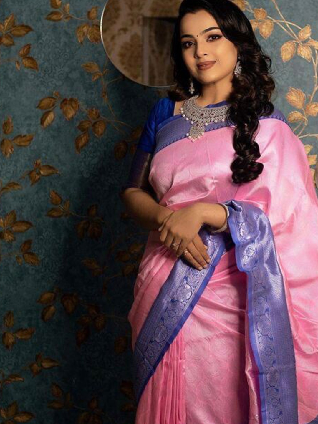 

ORUS Ethnic Motif Woven Design Zari Pure Silk Kanjeevaram Saree, Pink