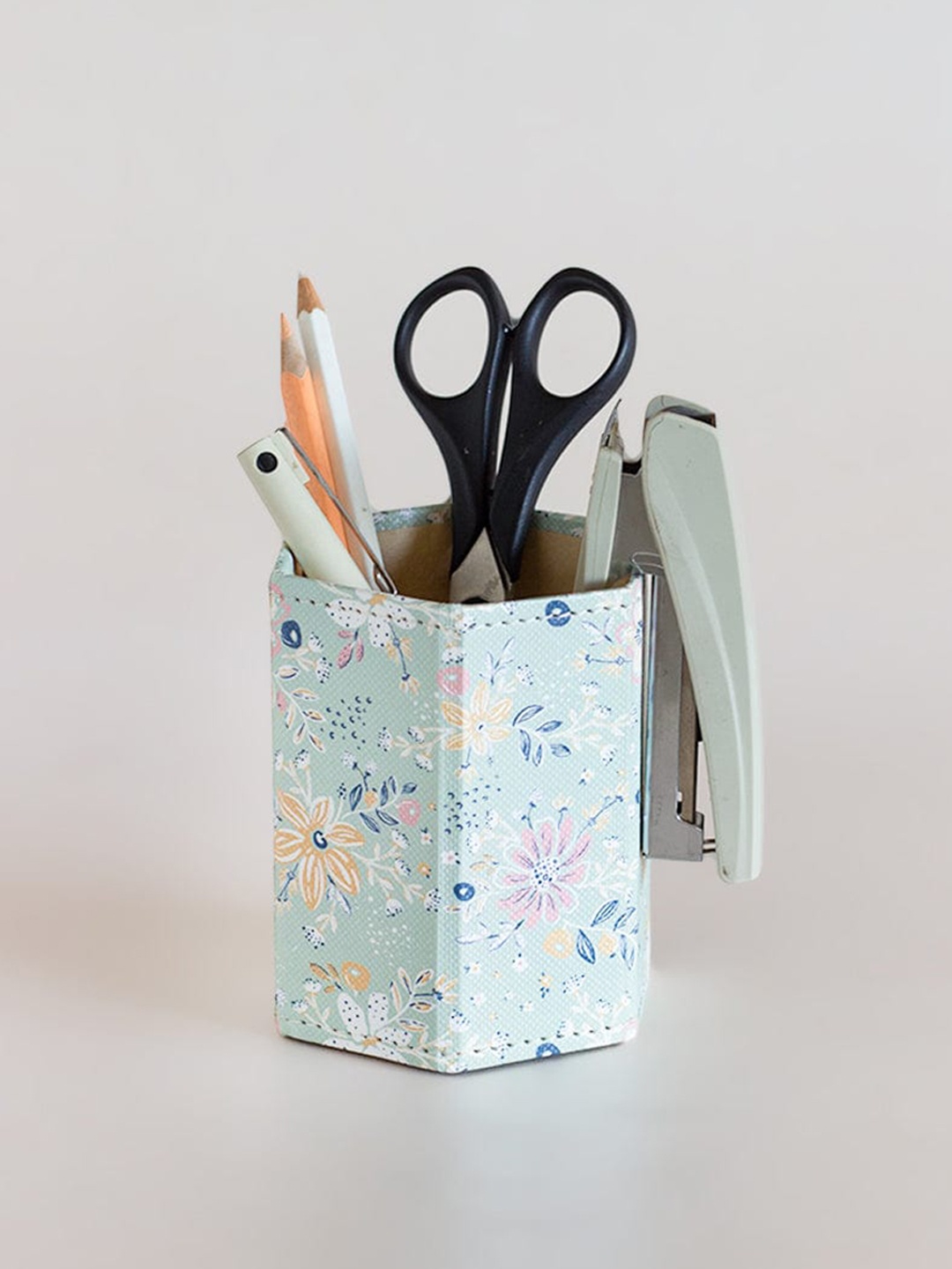 

The Wishing Chair Mint Magnolias Blue & Pink Printed Foldable Pen Stationery Holder