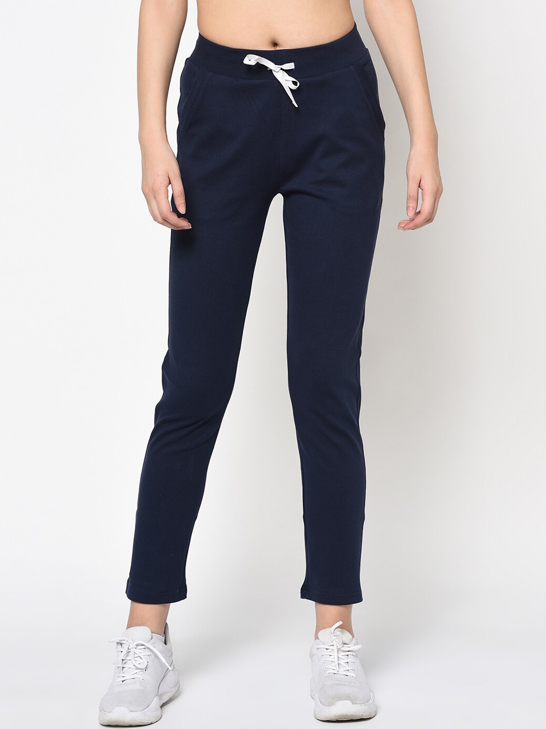 

FEMEA Women Mid-Rise Slim-Fit Track Pants, Navy blue
