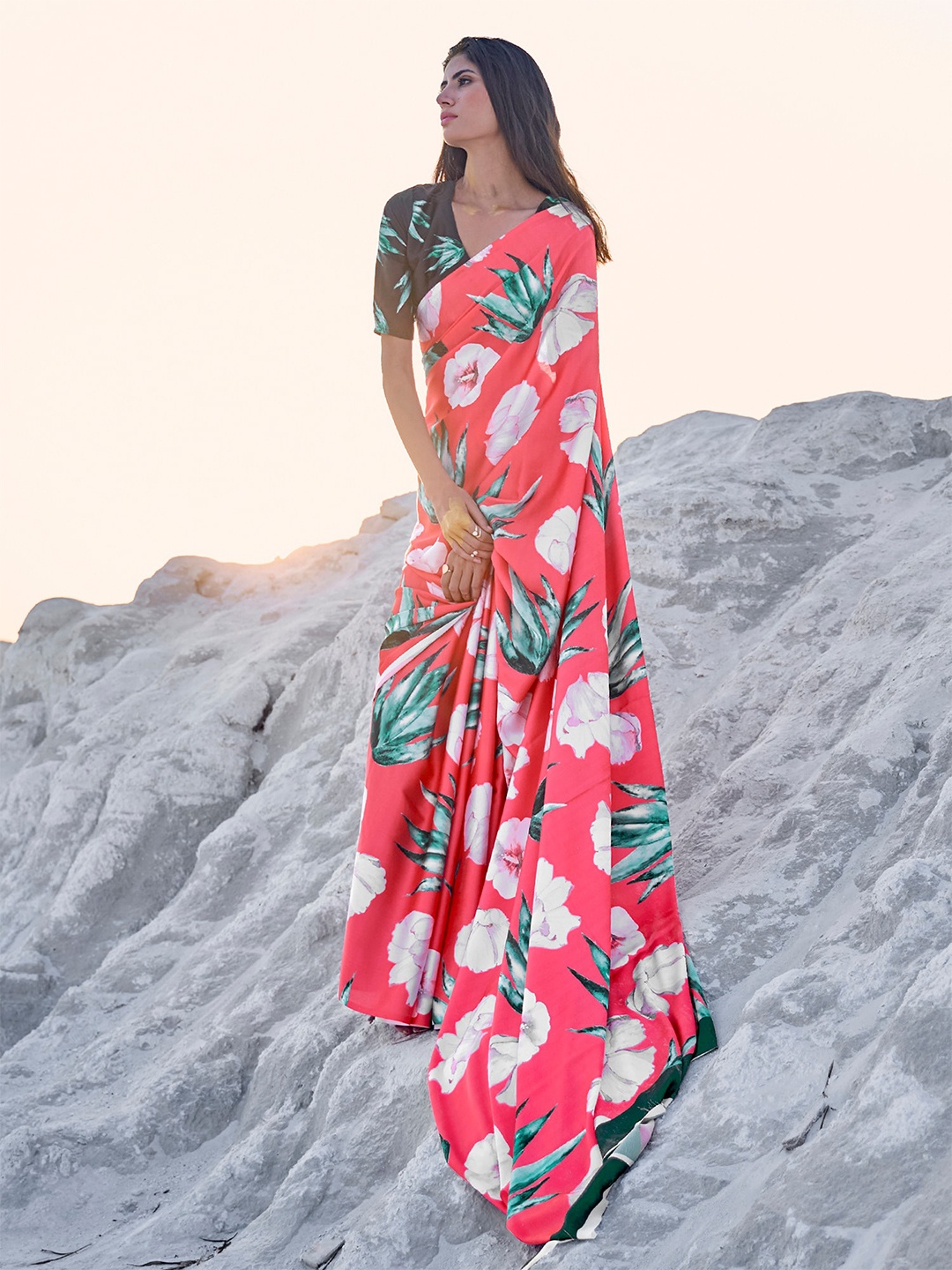 

Anouk Floral Printed Pure Crepe Saree With Matching Blouse, Pink