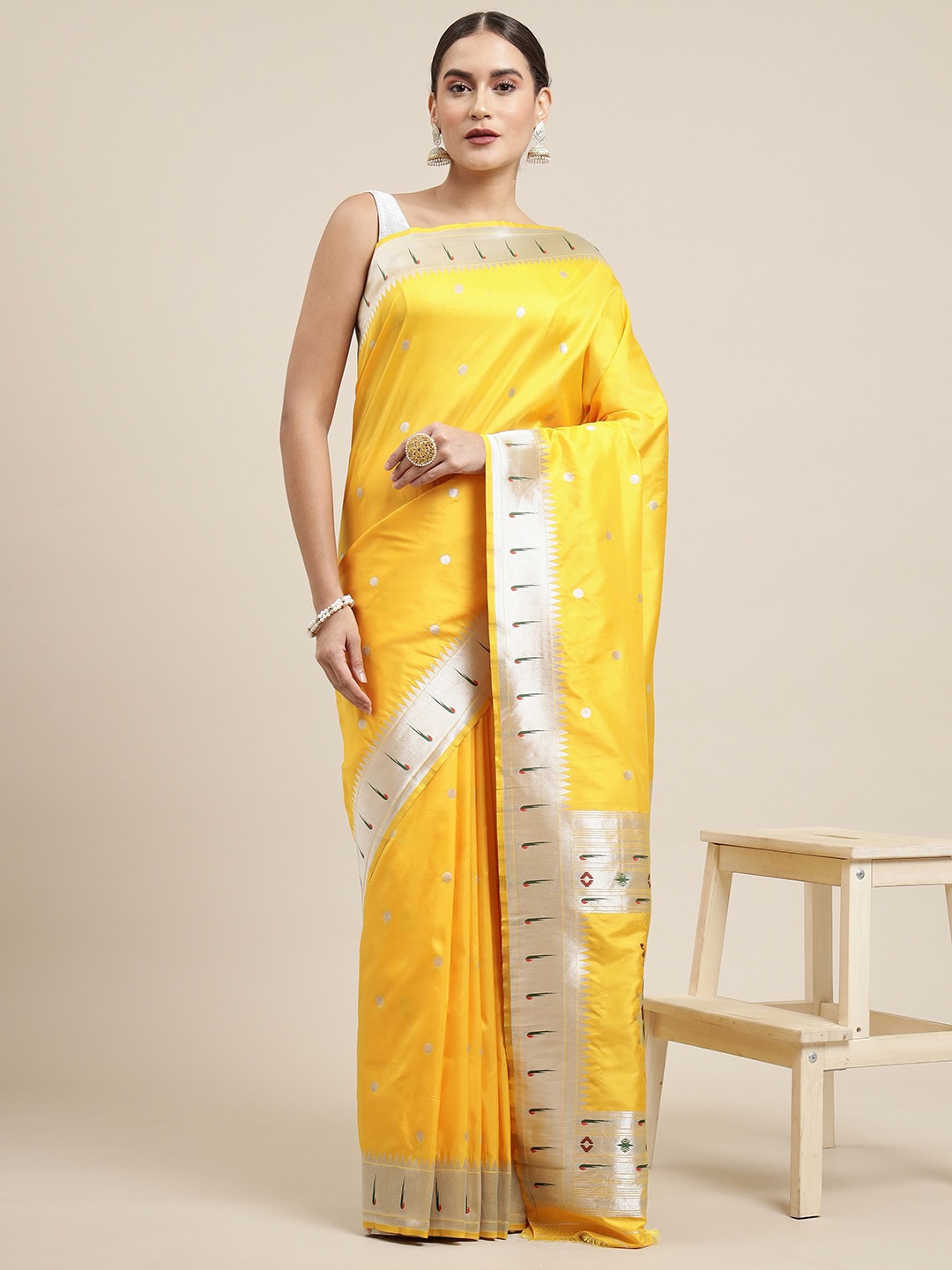 

Royal Rajgharana Saree Woven Design Zari Pure Silk Paithani Sarees, Yellow