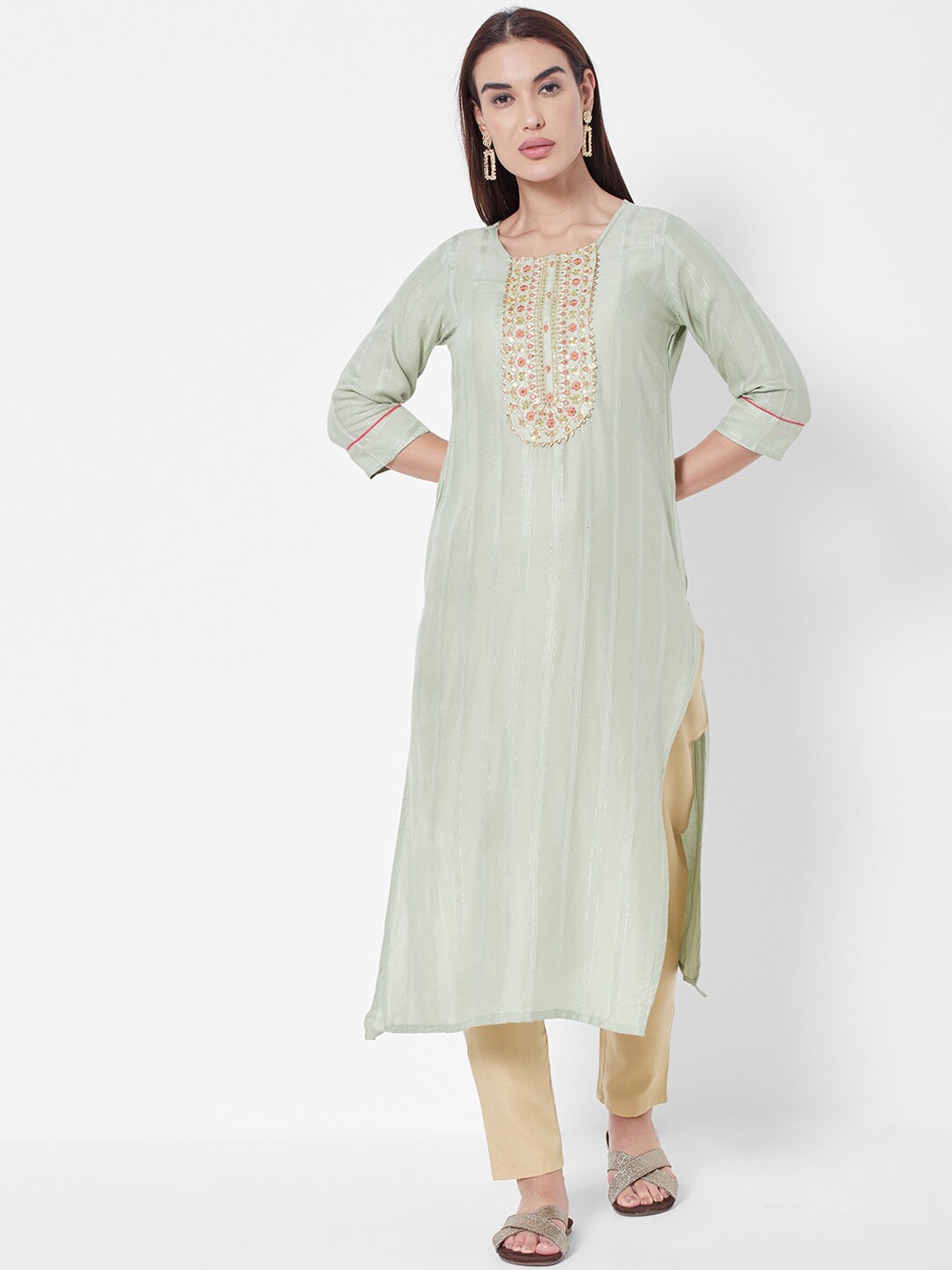 

Vedic Floral Embroidered Cotton Kurta, Green