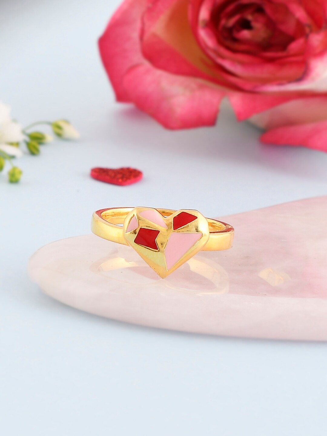 

Voylla Gold-Plated Enamelled Heart Adjsuateble Finger Ring