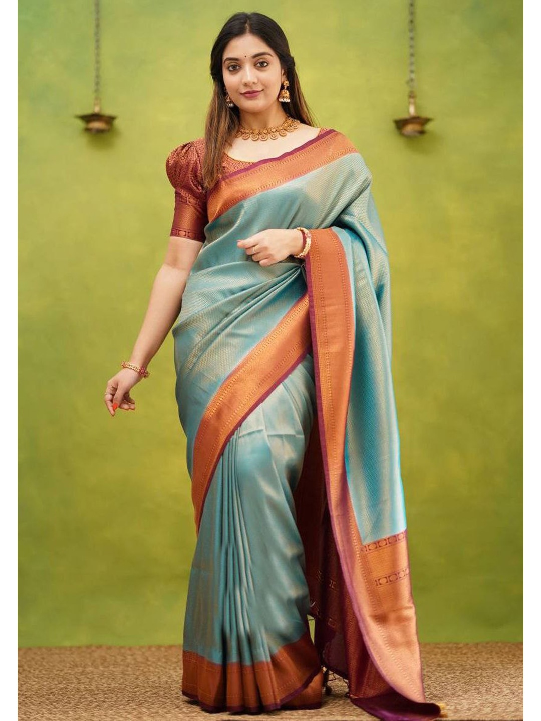 

Wuxi Woven Design Zari Pure Silk Banarasi Saree, Sea green