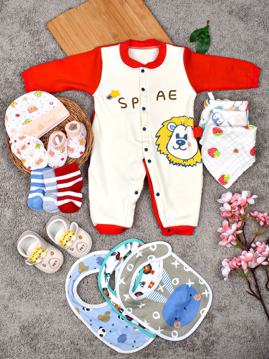 

Moms Home Infants Set Of 14 Pure Cotton Romper Gift Set, Cream