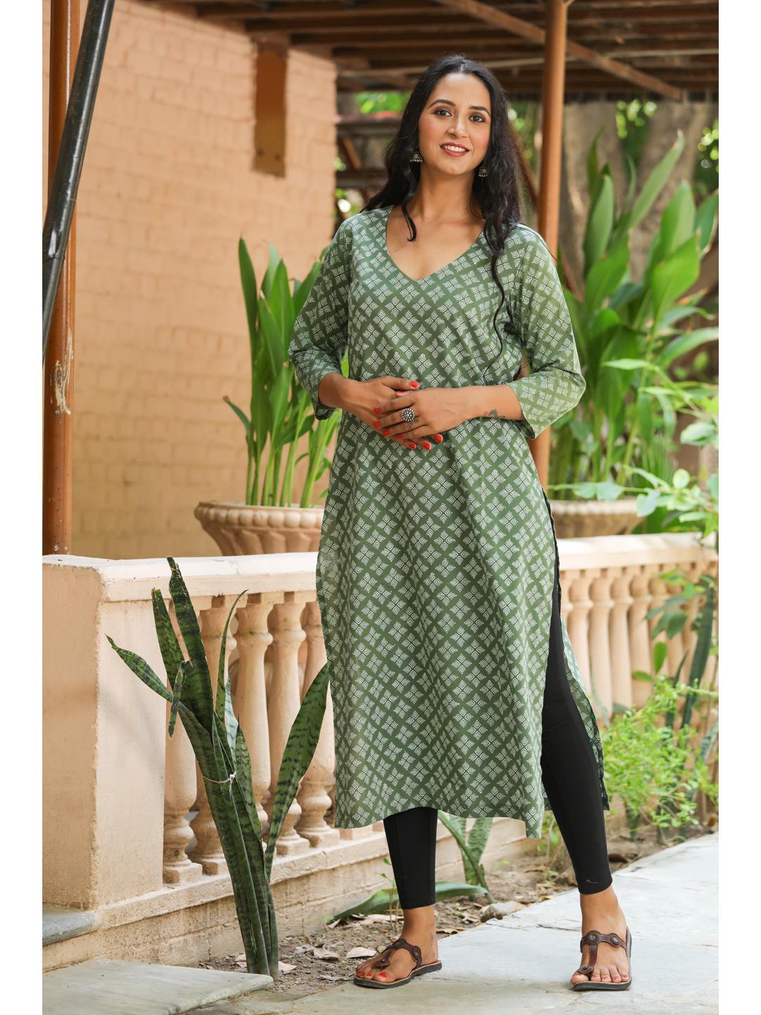 

Baisacrafts Women Olive Green Ethnic Motifs Printed Kurta