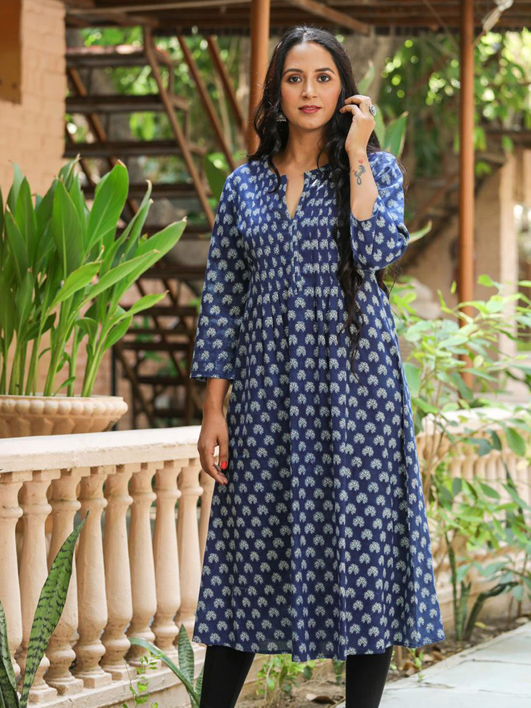

Baisacrafts Floral Printed Pure Cotton Kurta, Blue