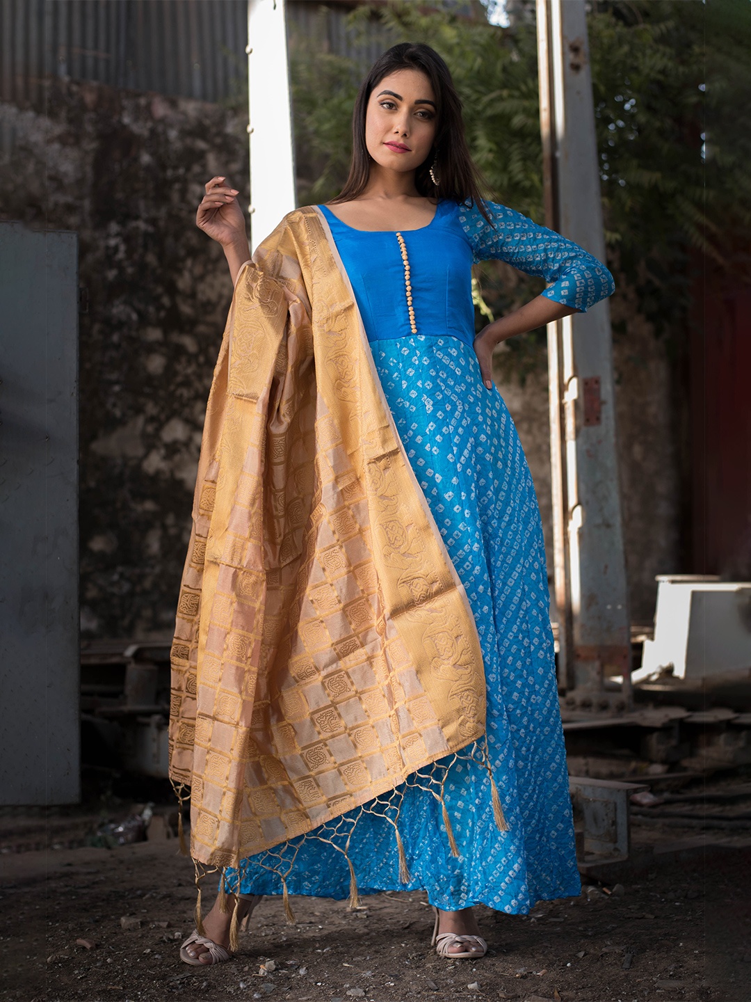 

Rangpur Bandhani Printed Fit and Flare Silk Ethnic Dress With Dupatta, Turquoise blue