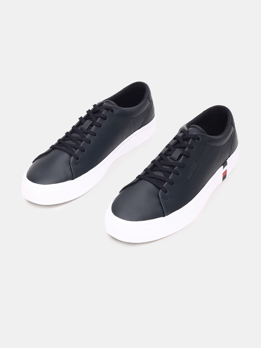 

Tommy Hilfiger Men Leather Lace-Ups Sneakers, Navy blue