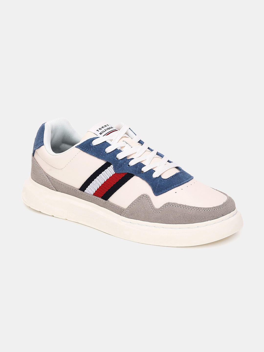 

Tommy Hilfiger Men Colourblocked Leather Sneakers, White