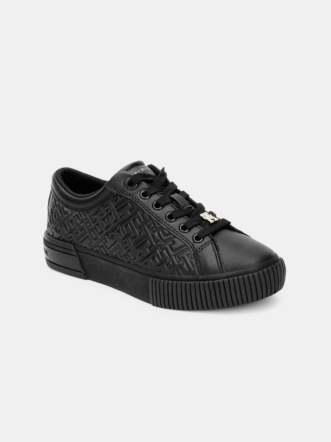 

Tommy Hilfiger Women Textured Leather Sneakers, Black