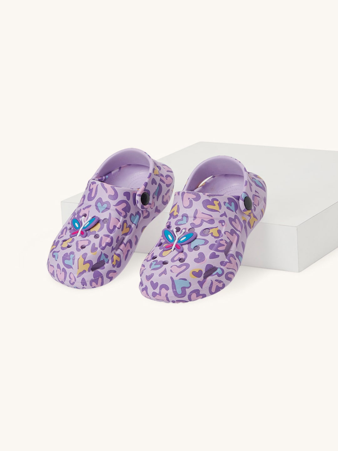 

Pantaloons Junior Girls Self Design Clogs, Purple