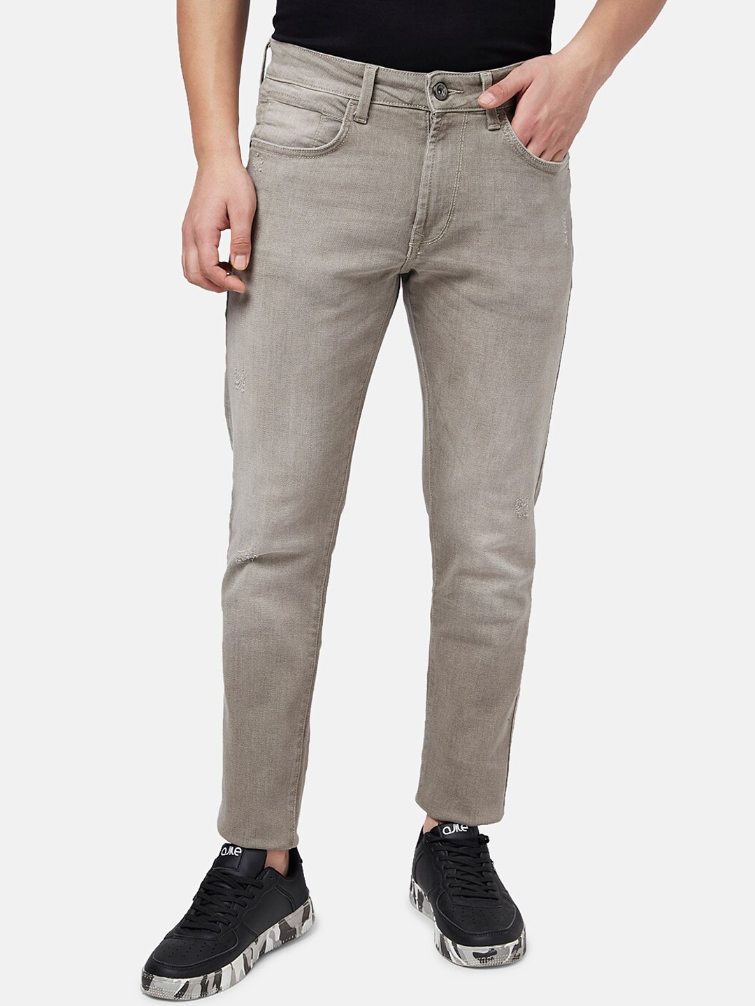 

SF JEANS by Pantaloons Men Slim Fit Light Fade Jeans, Khaki