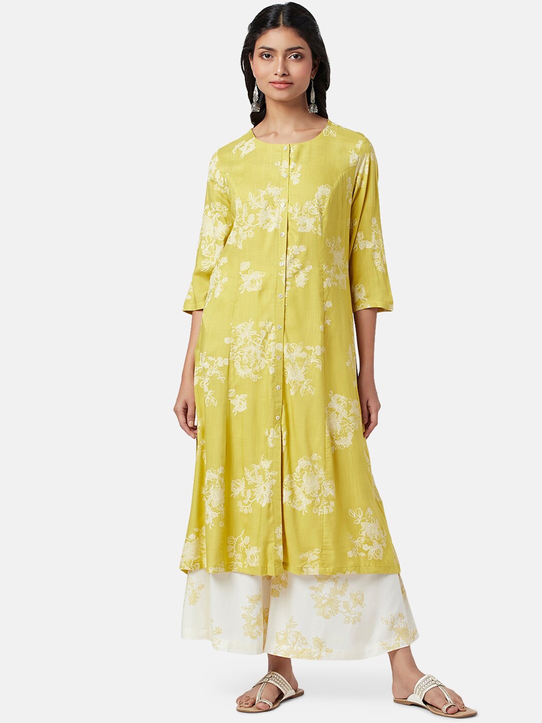 

RANGMANCH BY PANTALOONS Women Floral Printed A-Line Kurta, Mustard