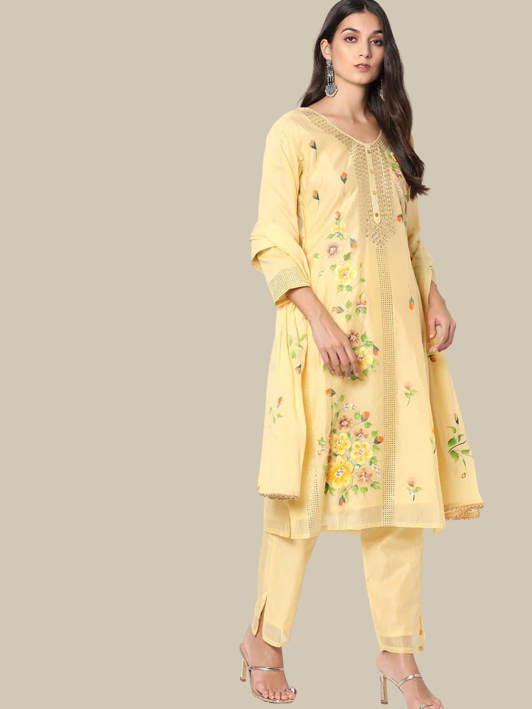 

Chhabra 555 Floral-Printed V Neck Straight Kurta With Trouser & Dupatta, Yellow