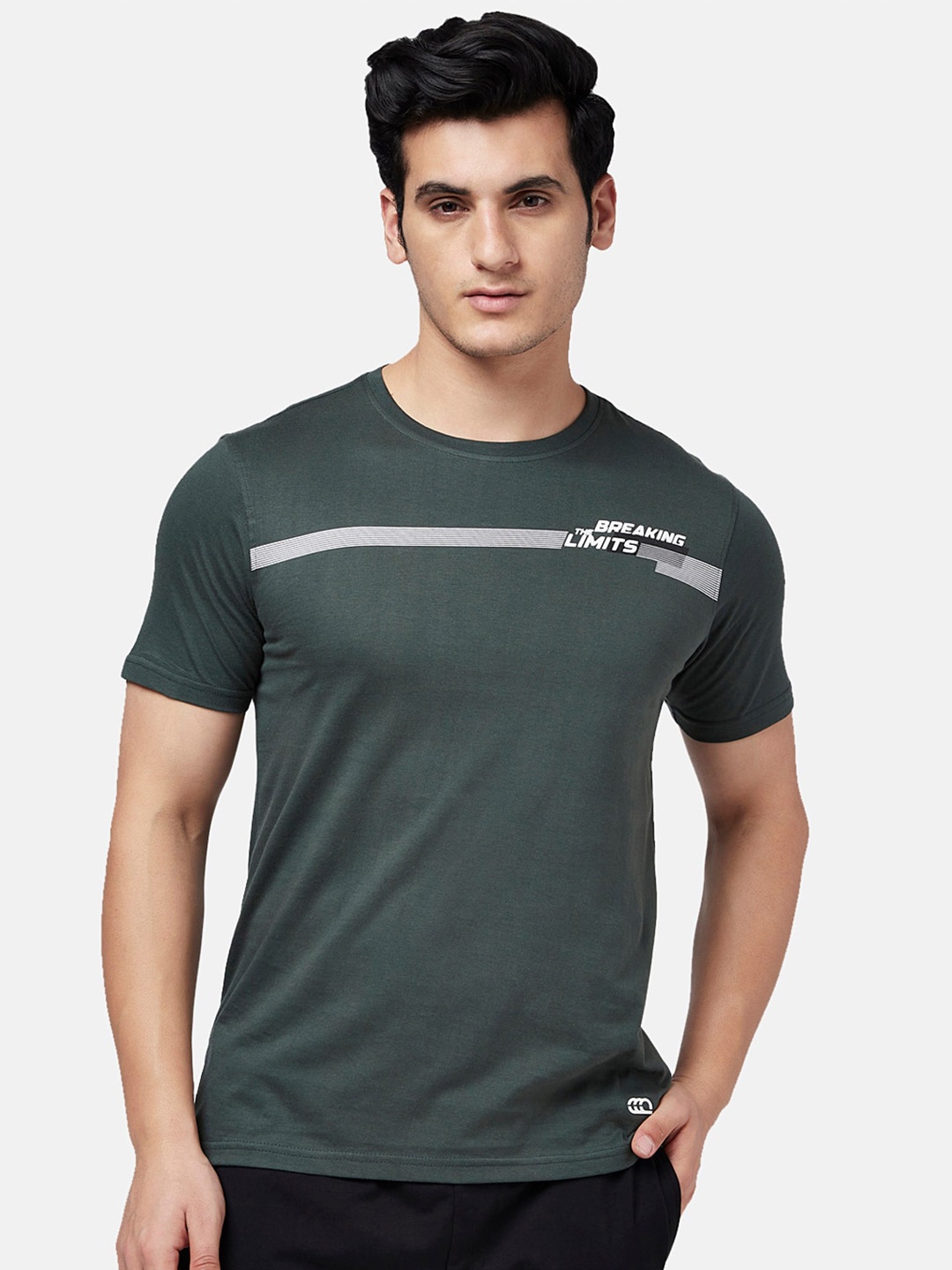 

Ajile by Pantaloons Typography Printed Cotton Outdoor T-shirt, Green