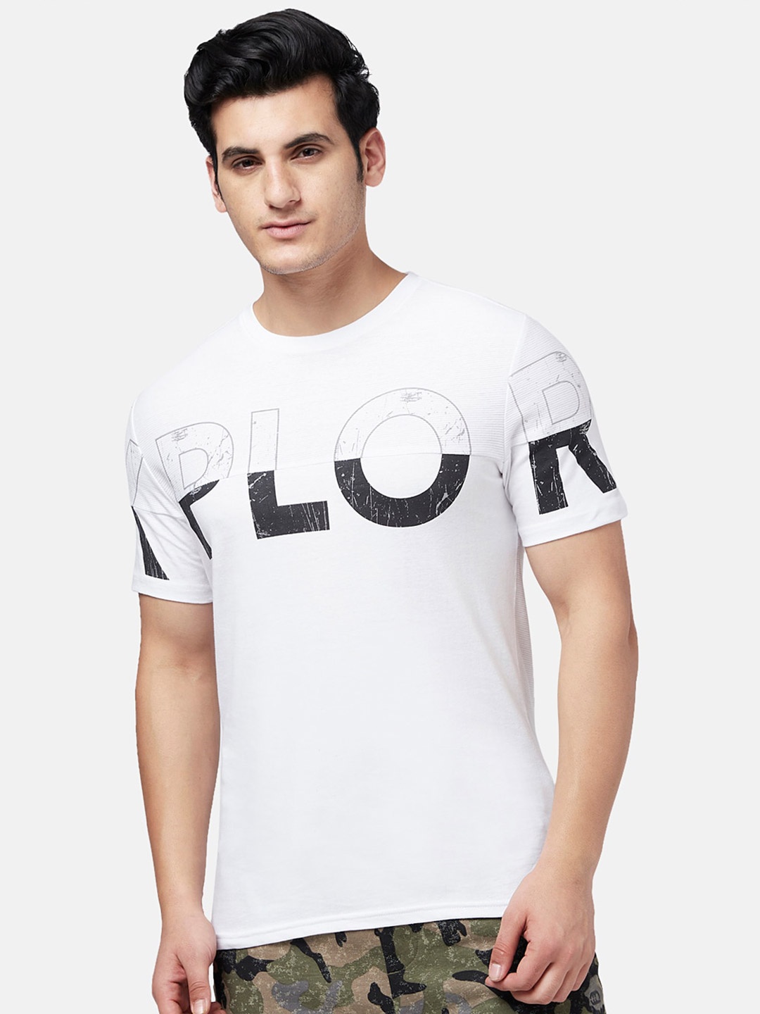 

Ajile by Pantaloons Men Typography Printed Slim Fit Cotton T-shirt, White