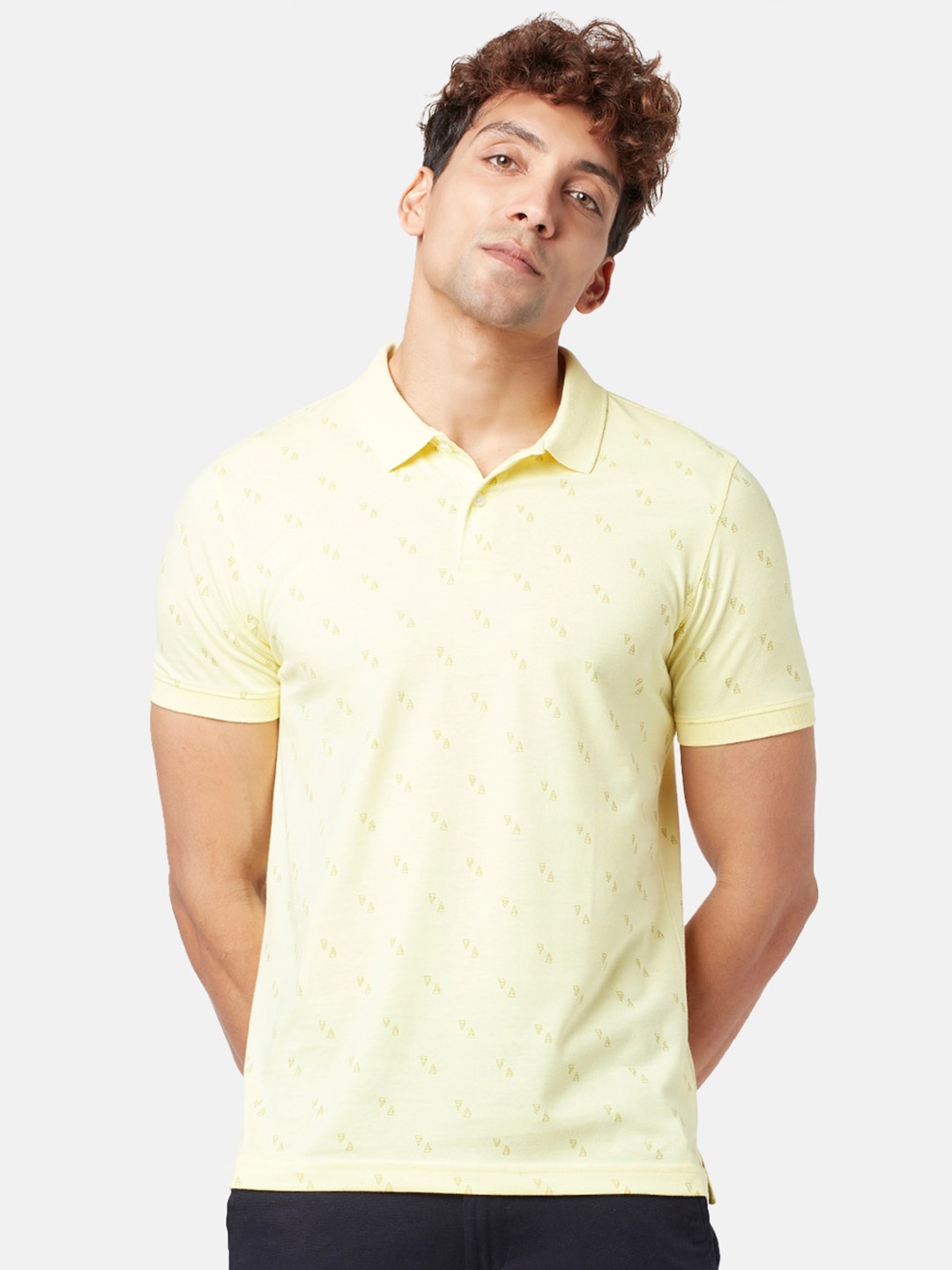 

BYFORD by Pantaloons Men Geometric Printed Cotton T-shirt, Yellow