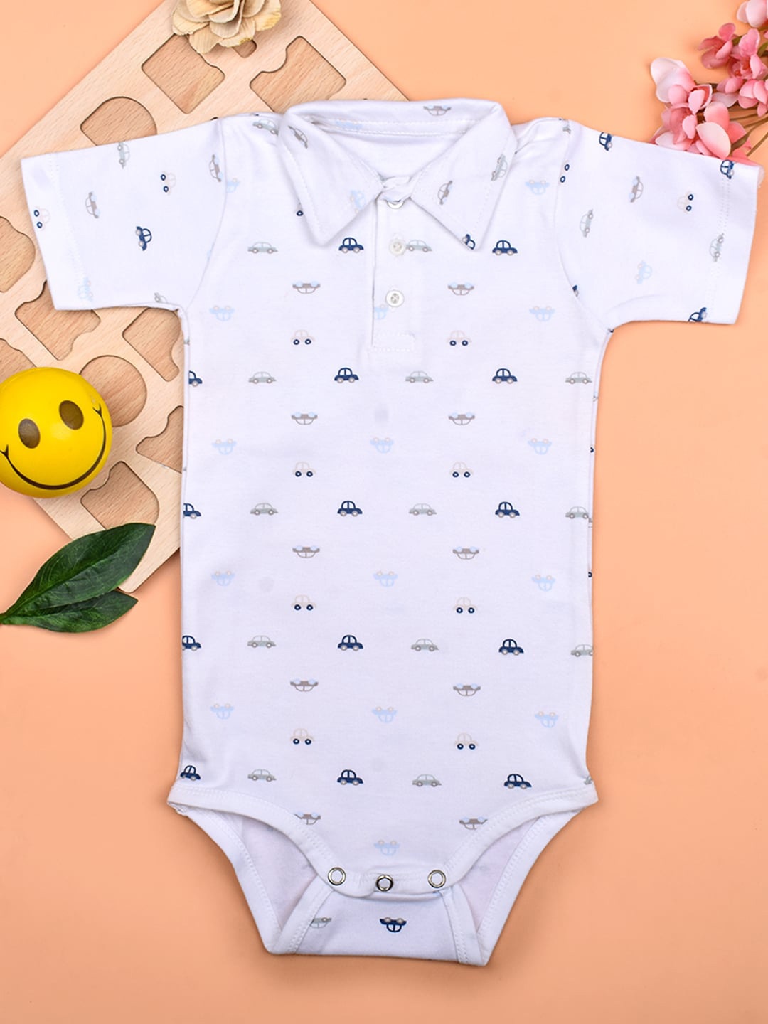 

Moms Home Infant Printed Organic Cotton Bodysuit, White