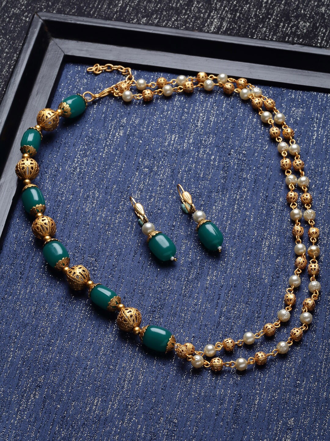 

PANASH Gold-Plated Kundan-Studded & Pearl Beaded Jewellery Set, Teal