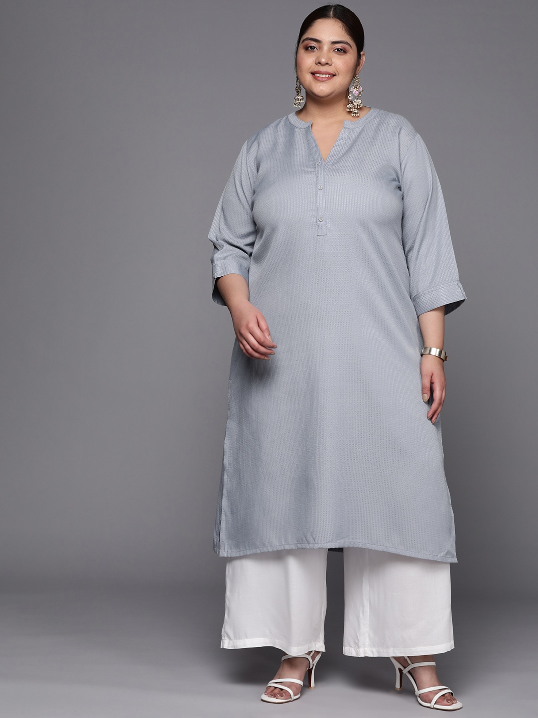 

EXTRA LOVE BY LIBAS Plus Size Mandarin Collar Kurta, Grey