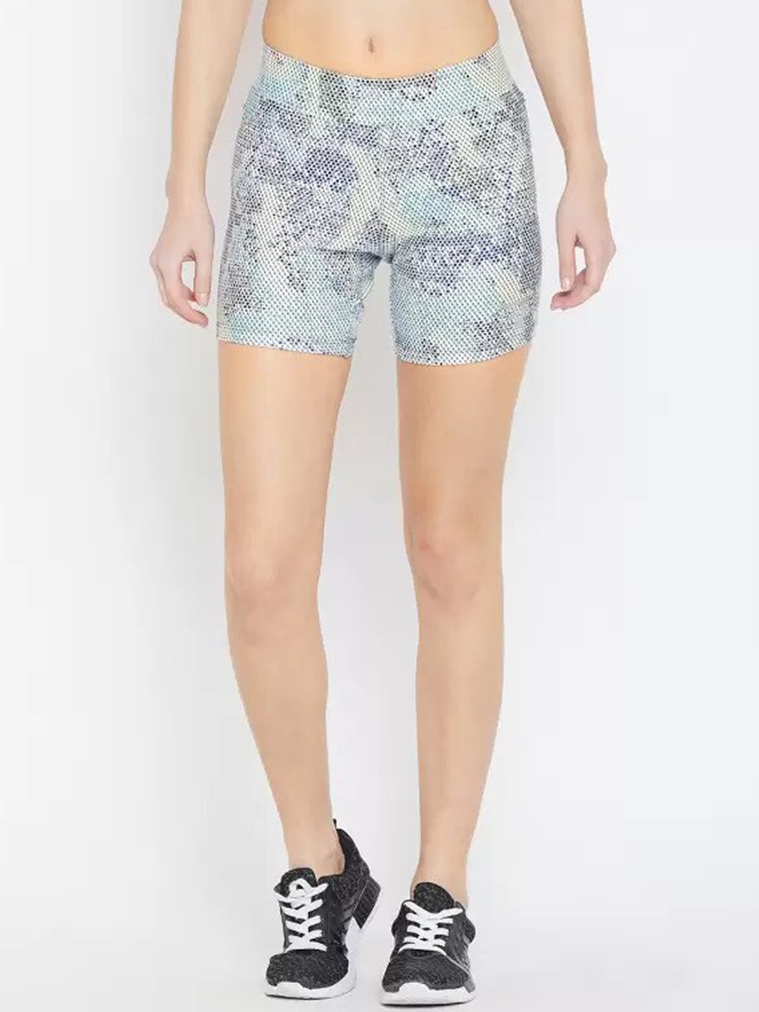

Bitterlime Printed Slim Fit Rapid-Dry Training or Gym Shorts, White