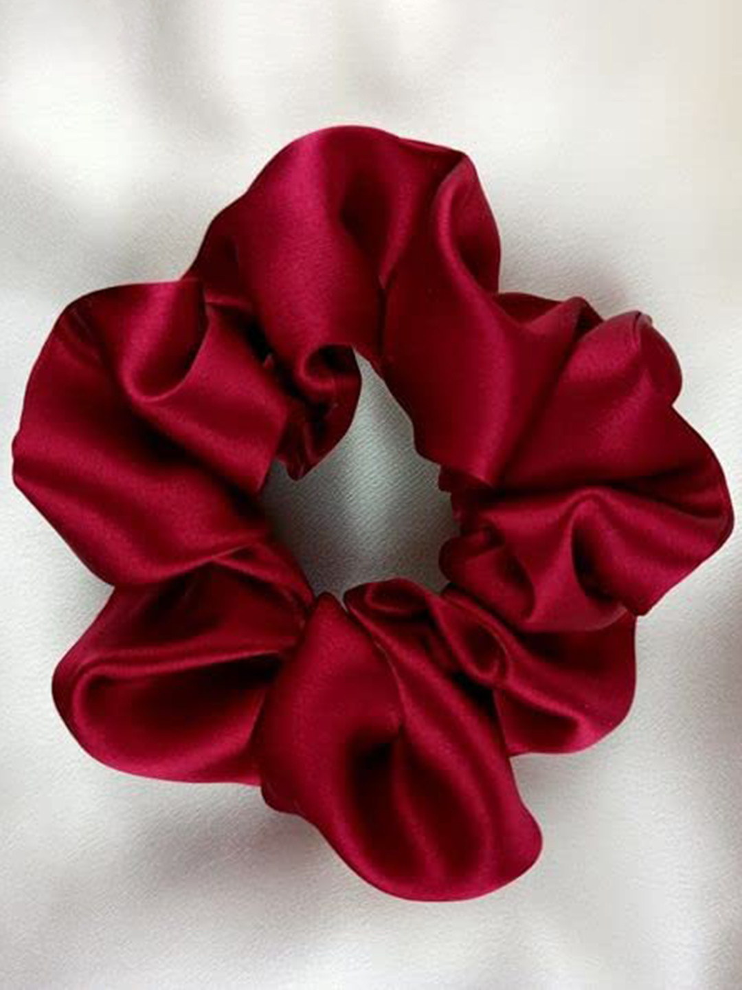 

Furbo 2-Pcs Red Mulberry Silk Pillow Covers & Scrunchy
