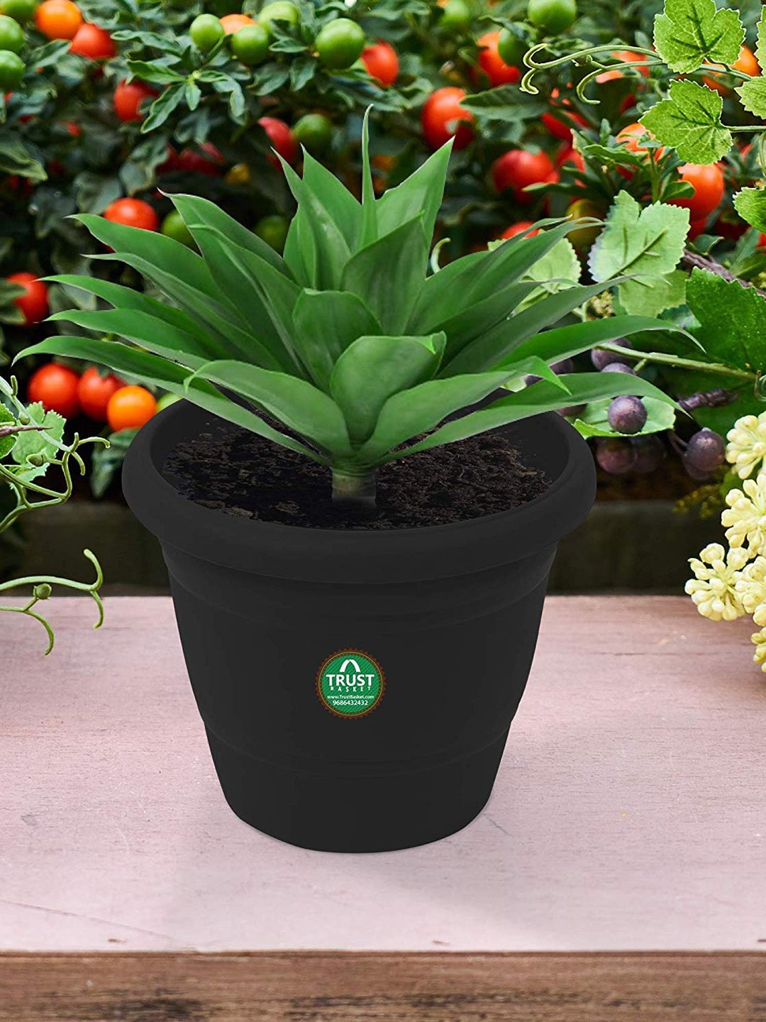 

TrustBasket 3-Pcs Black UV Treated Round Planters