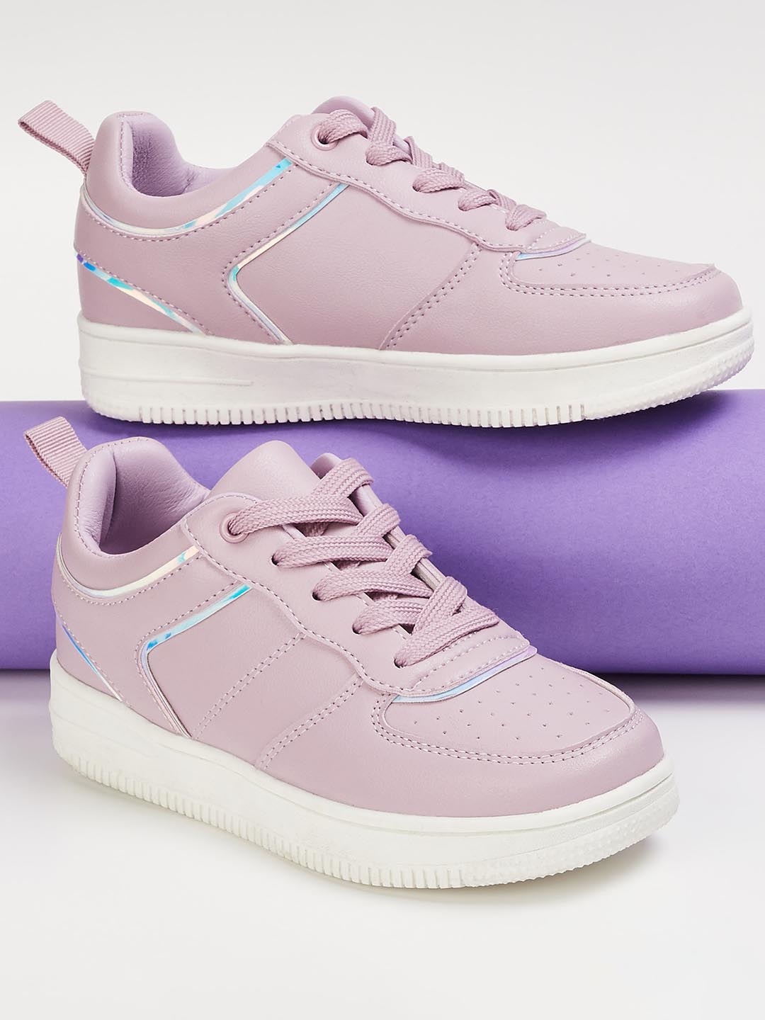 

Fame Forever by Lifestyle Girls Perforated Lace-Up Sneakers, Lavender