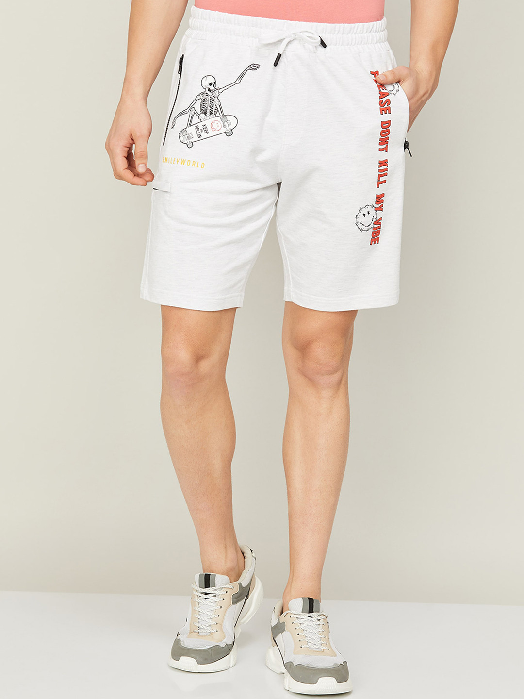 

SmileyWorld Men Cotton Shorts, White