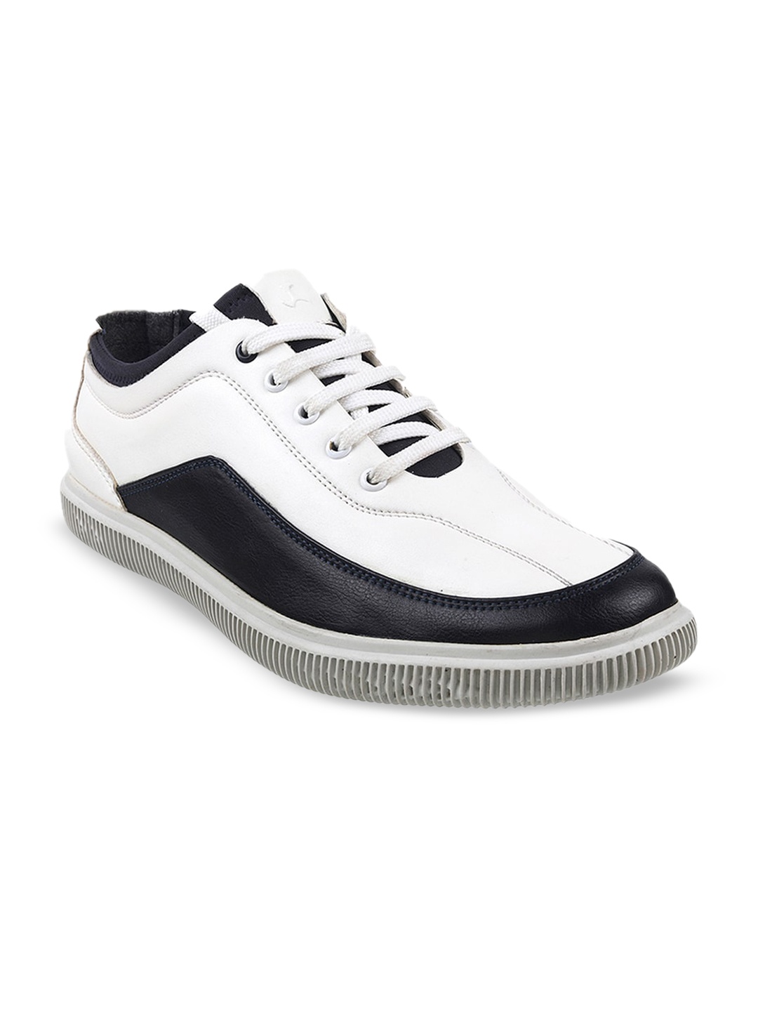 

Mochi Men Colourblocked Sneakers, White