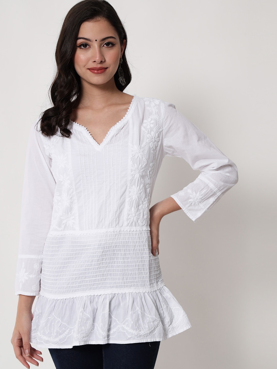 

PARAMOUNT CHIKAN Hand Embroidered Chikankari Pure Cotton Tunic, White