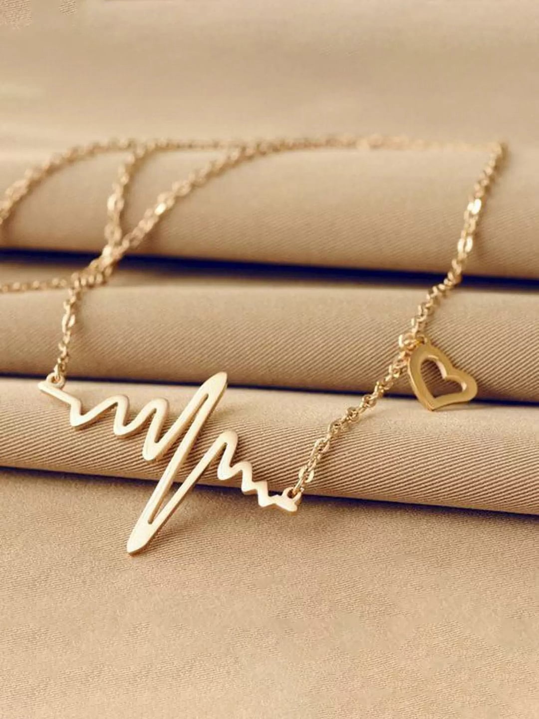 

Jewels Galaxy Gold-Plated Heartbeat Necklace