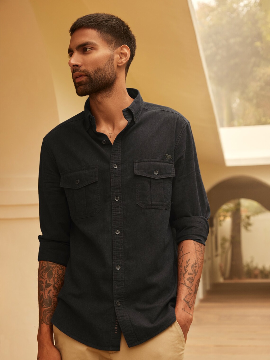 

Andamen Men Slim Fit Corduroy Shirts, Black