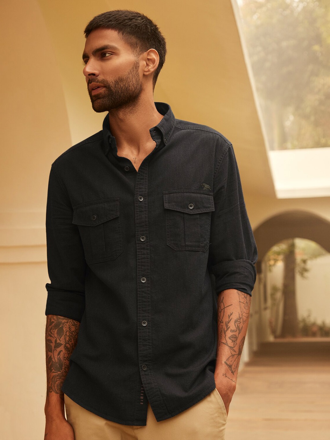 

Andamen Regular Fit Front Flap Pockets Corduroy Shirt, Black