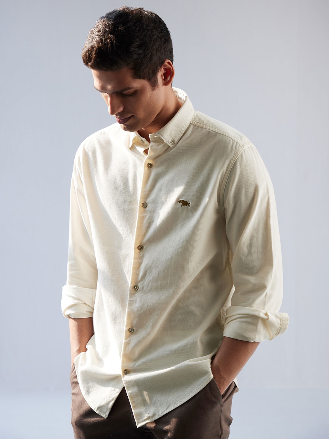 

Andamen Men Slim Fit Casual Cotton Corduroy Shirt, Off white