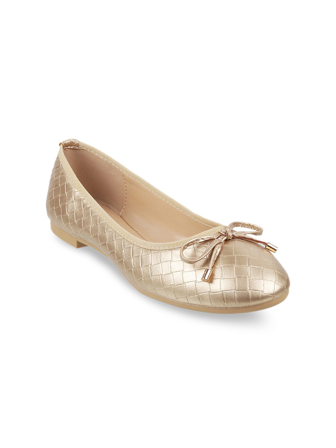 

Mochi Women Textured Ballerinas With Bows, Gold