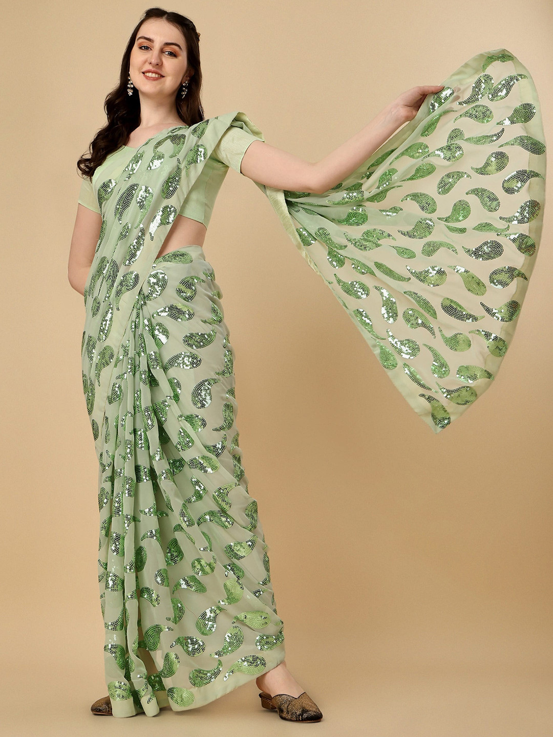 

Vaidehi Fashion Sequinned Embellished Sheer Saree, Green