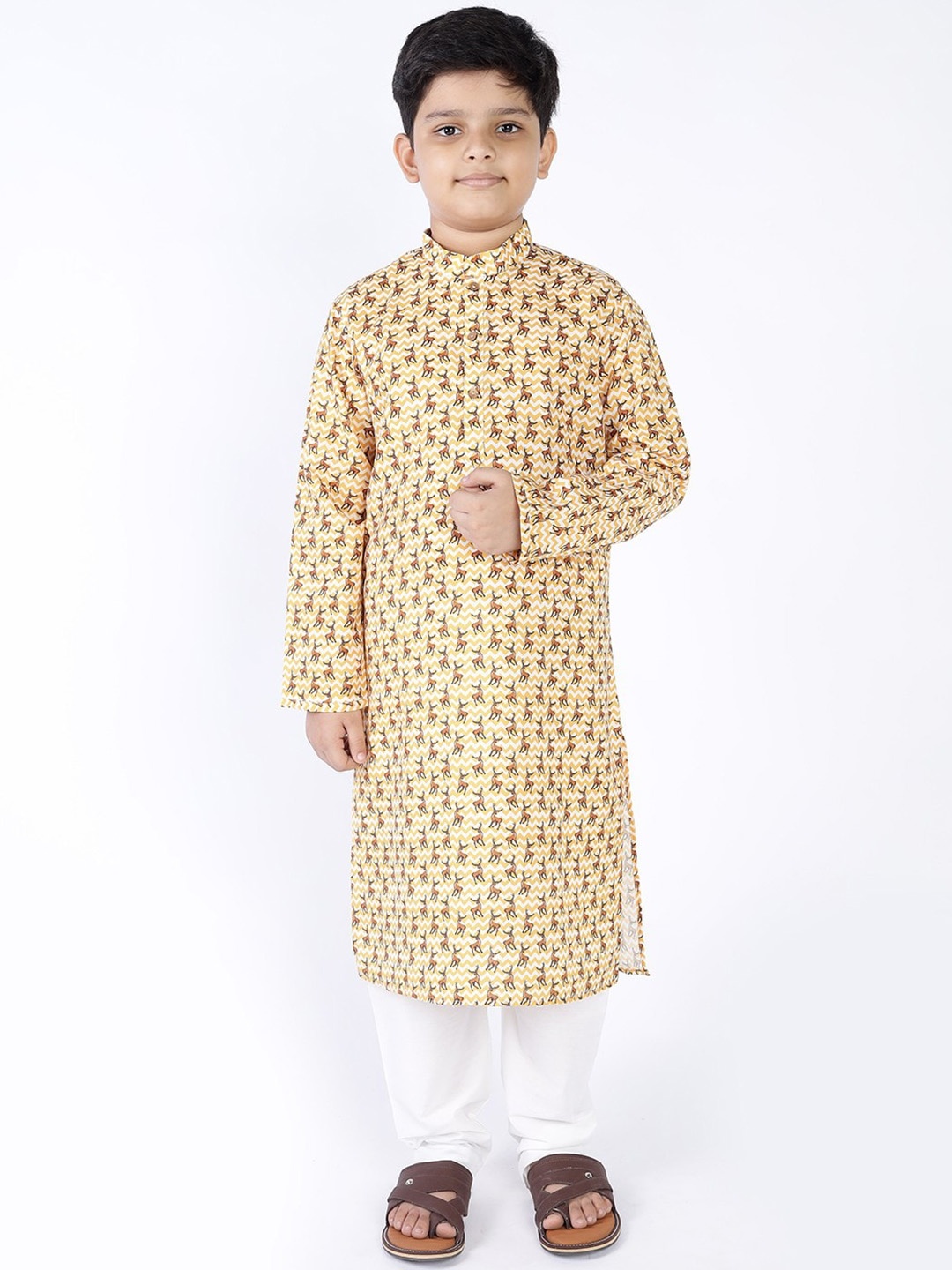 

TABARD Boys Mandarin Collar Ethnic Motifs Kurta, Yellow