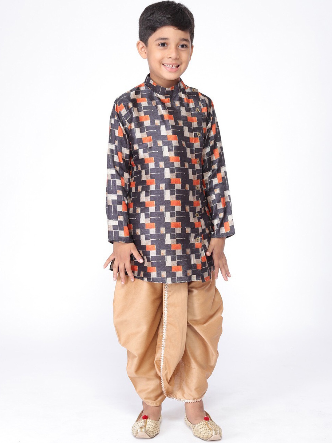 

TABARD Boys Checked Pure Cotton Angrakha Kurta, Black