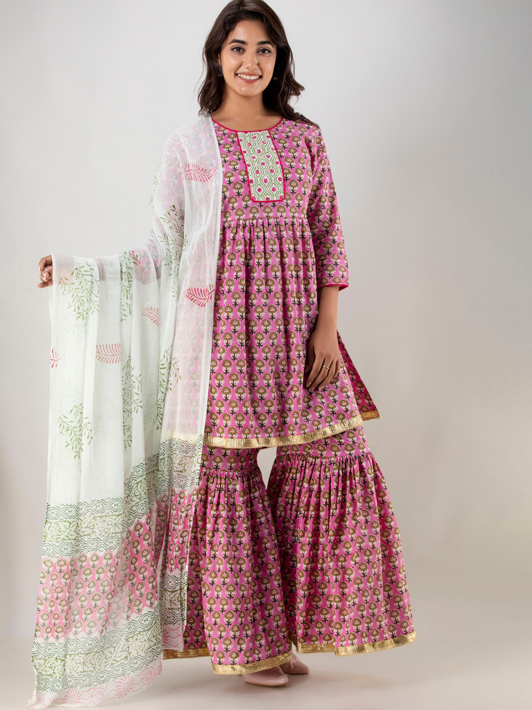 

Kurtipedia Floral Printed Round Neck Gotta Patti Pure Cotton Kurta with Sharara & Dupatta, Pink