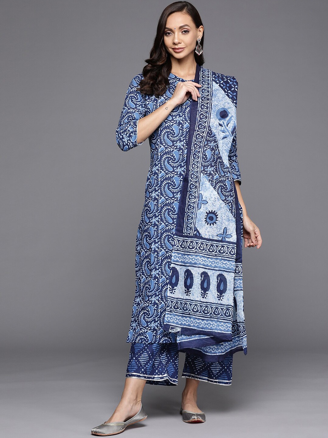 

Indo Era Keyhole Neck Paisley Printed Kurta with Palazzos & Dupatta, Blue