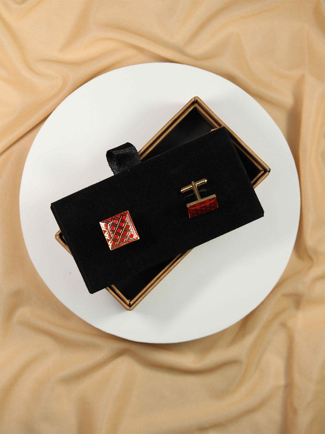 

Tossido Gold-Plated Square Cufflink, Red