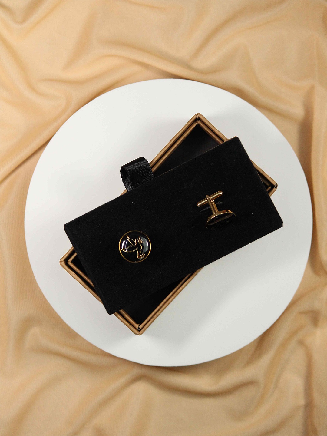 

Tossido Gold-Plated Round Cufflink, Black