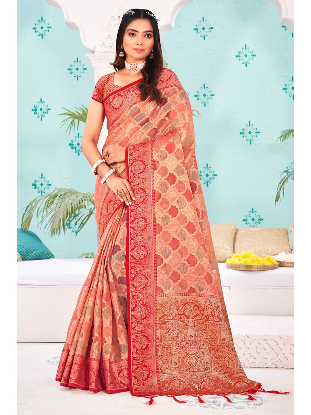 

Exclusiva Woven Design Zari Organza Saree, Peach