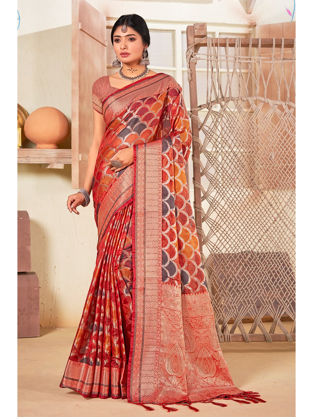 

Exclusiva Woven Design Zari Organza Saree, Red
