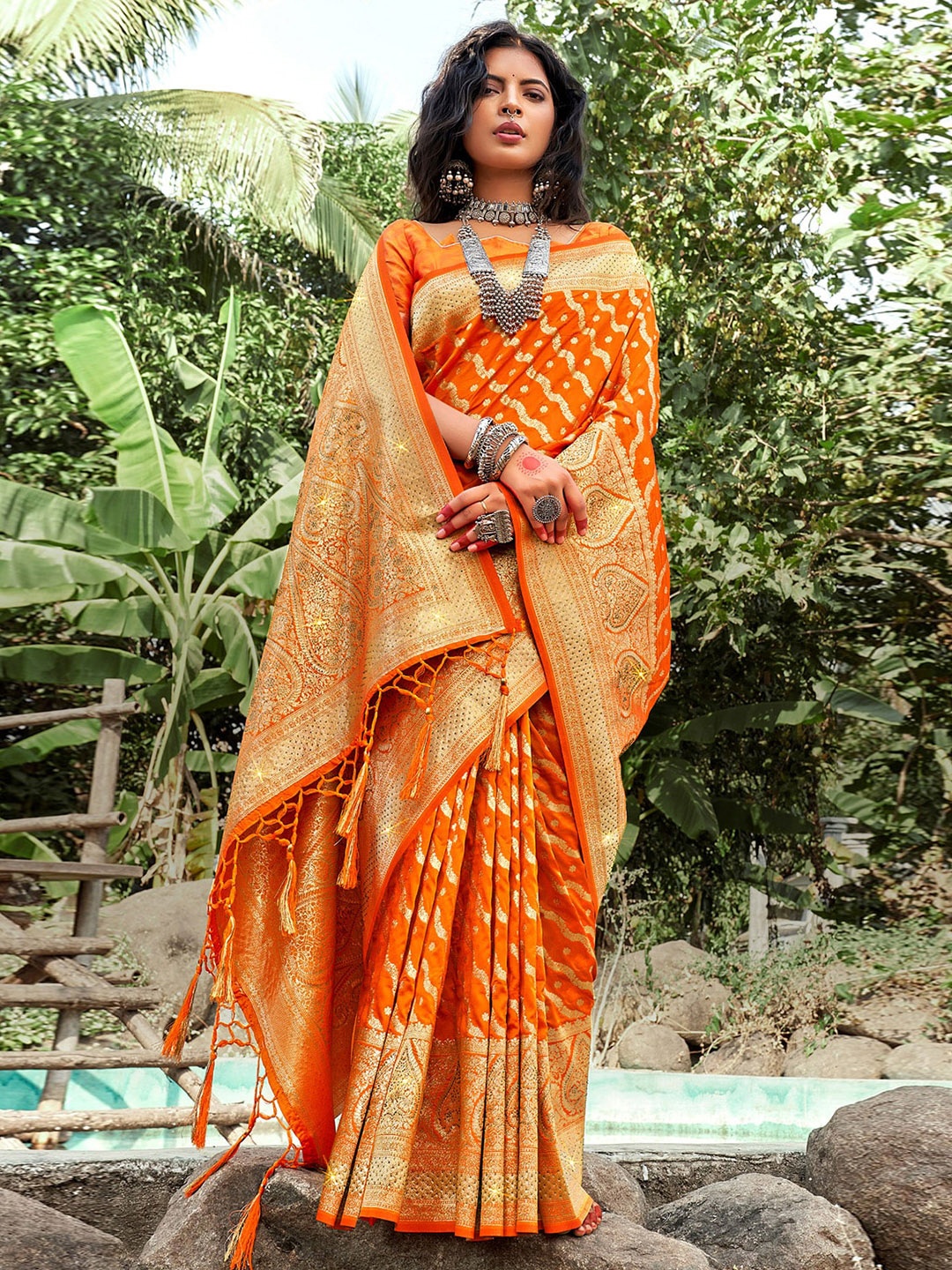 

Exclusiva Woven Design Zari Banarasi Saree, Mustard