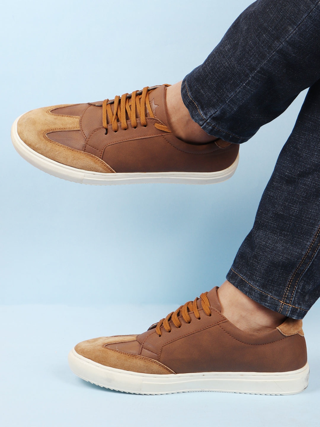 

FAUSTO Men Lightweight Lace-Up Sneakers, Brown