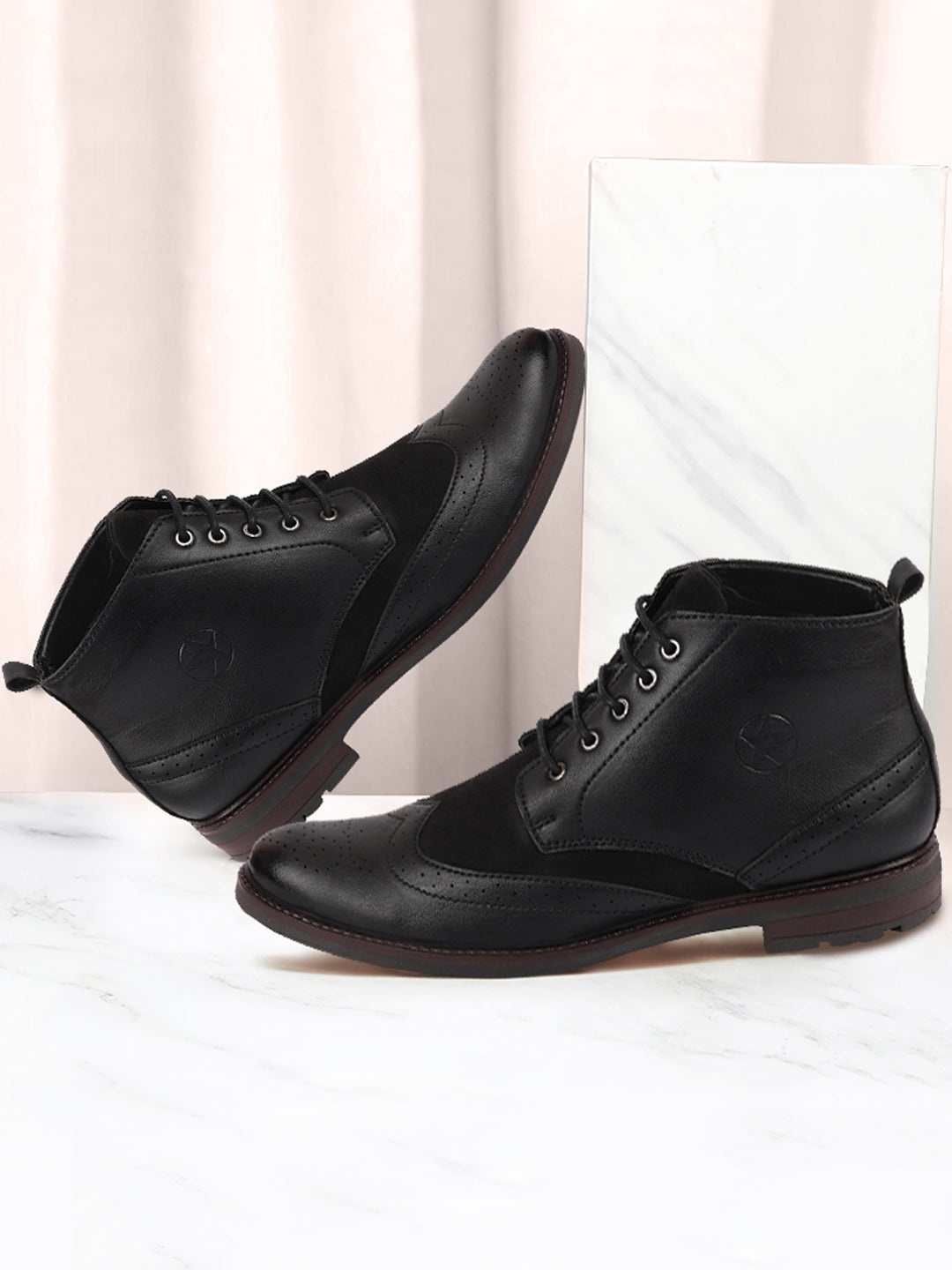 

FAUSTO Men Perforated Regular Boots, Black