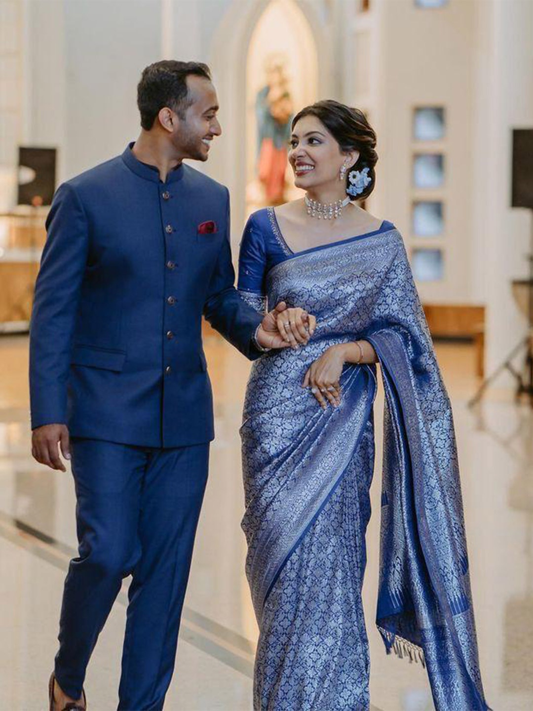 

ORUS Woven Design Zari Silk Blend Kanjeevaram Saree, Blue
